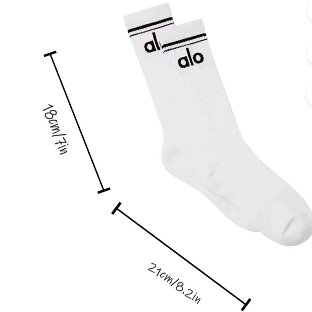 3-PacknALO Yoga White Crew Socks - Picture 6 of 6